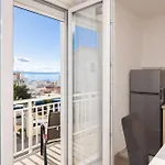 Vanessi Apartmán Dugi Rat