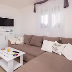 Vanessi Apartmán *