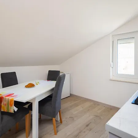 Vanessi Apartman