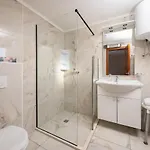 Vanessi * Dugi Rat